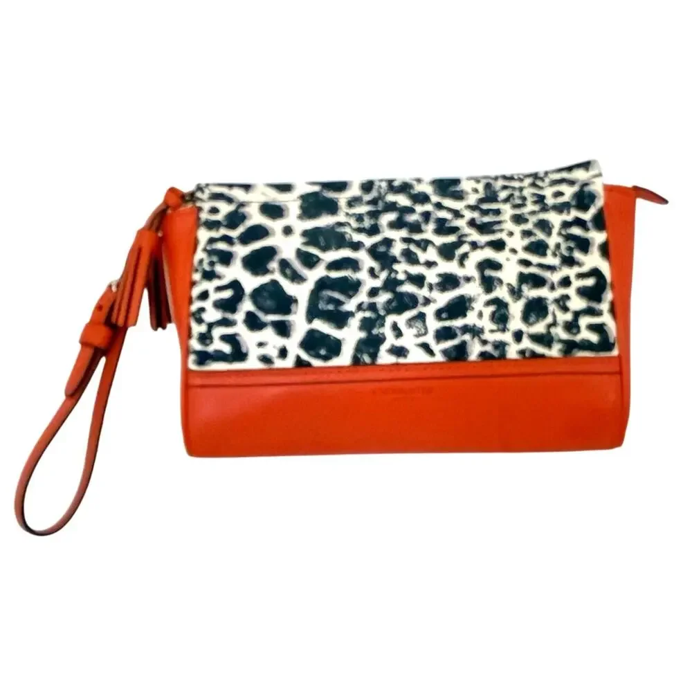 Coach 47999 Legacy Ocelot Cheetah Canvas Universal Wristlet Purse Bag Hangtag